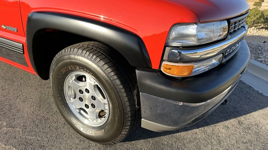 2000 Chevrolet Silverado 1st Gen - Image 5 of 31