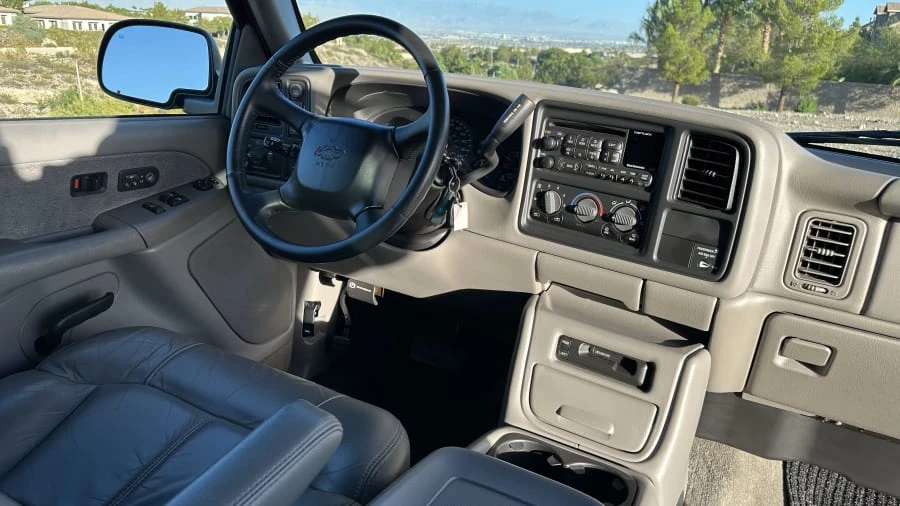 2000 Chevrolet Silverado 1st Gen - Image 16 of 31