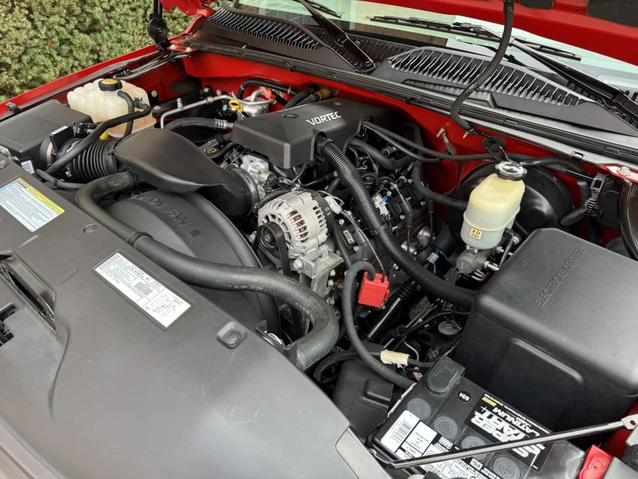 2000 Chevrolet Silverado 1st Gen - Image 9 of 11