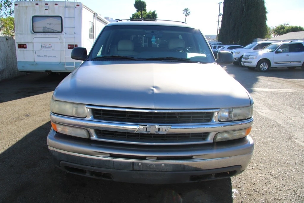 2000 Chevrolet Suburban 9th Gen - Image 11 of 21