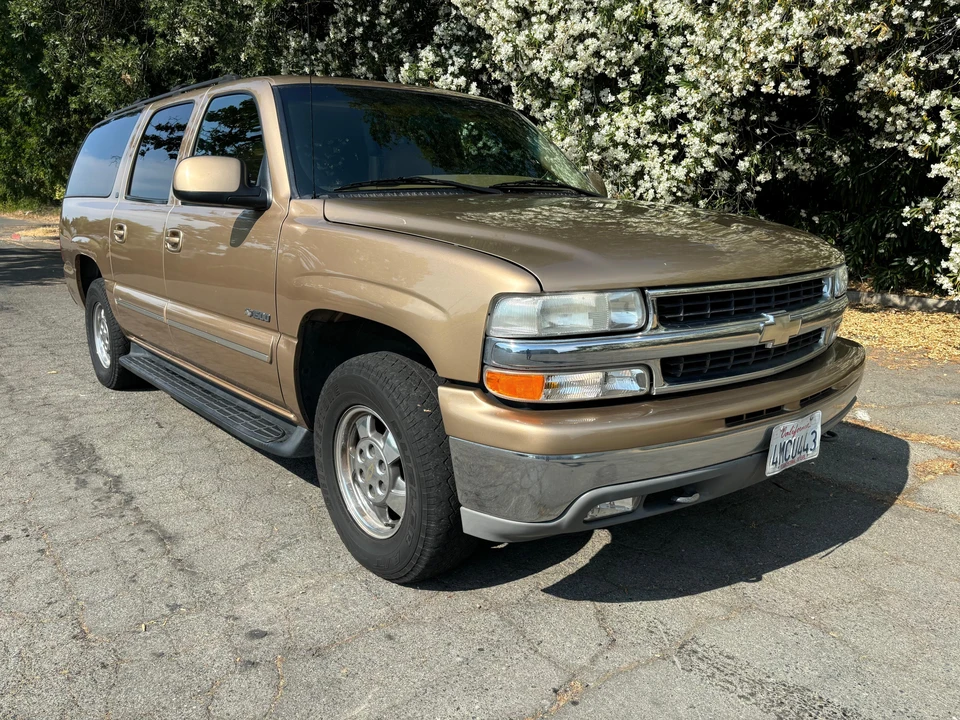 2000 Chevrolet Suburban 9th Gen - Image 26 of 31