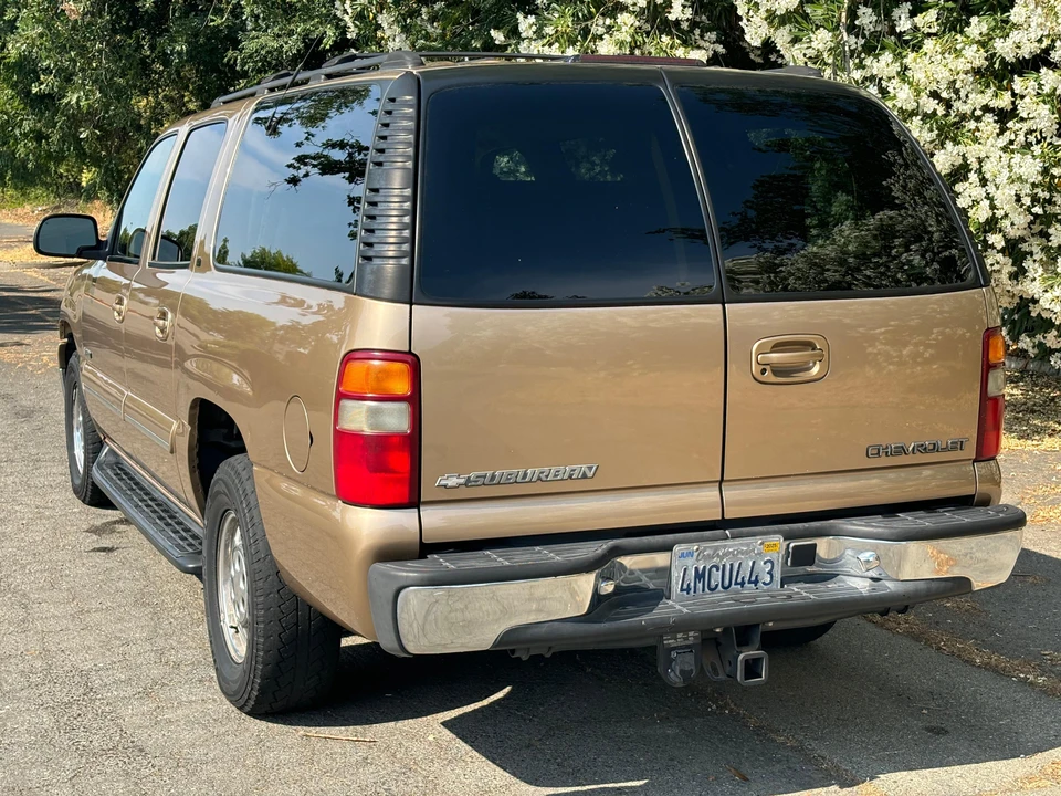 2000 Chevrolet Suburban 9th Gen - Image 16 of 31