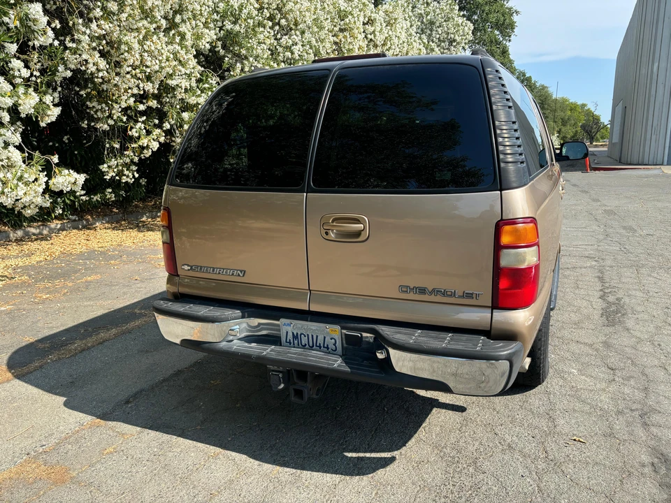 2000 Chevrolet Suburban 9th Gen - Image 17 of 31