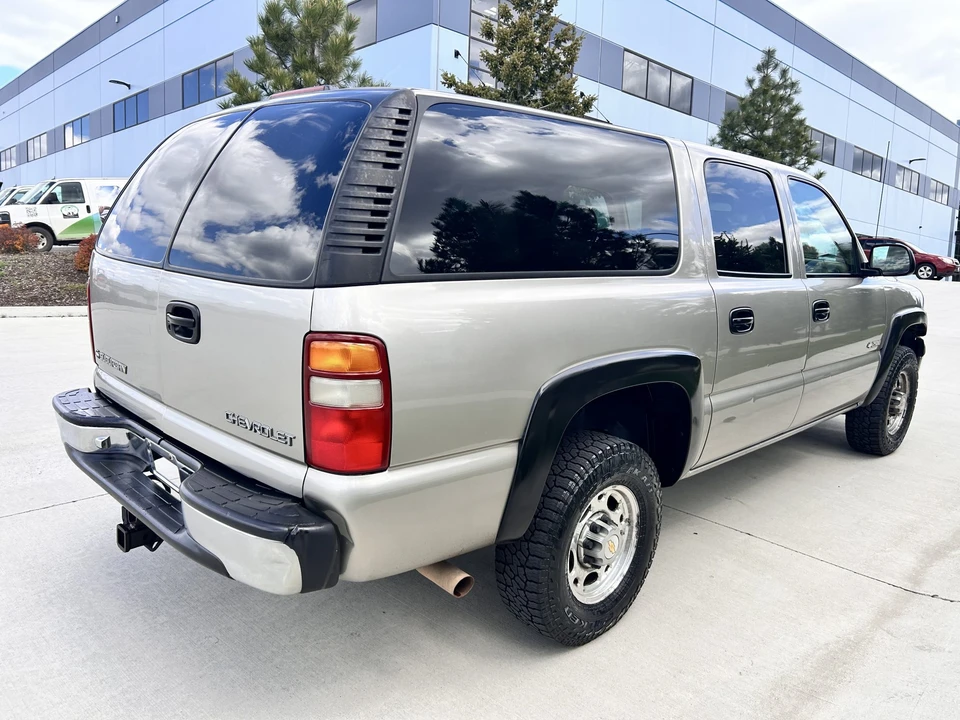 2000 Chevrolet Suburban 9th Gen - Image 6 of 31