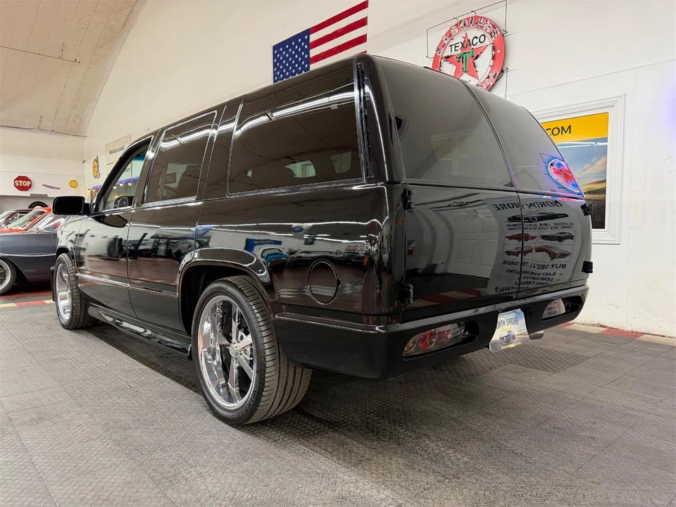 2000 Chevrolet Tahoe 2nd Gen - Image 9 of 31