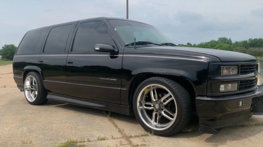 2000 Chevrolet Tahoe - Image 3 of 8
