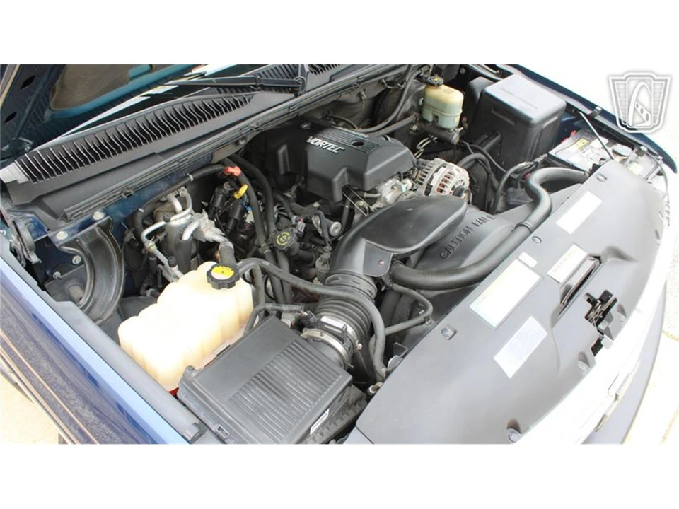2000 Chevrolet Tahoe 2nd Gen - Image 8 of 31