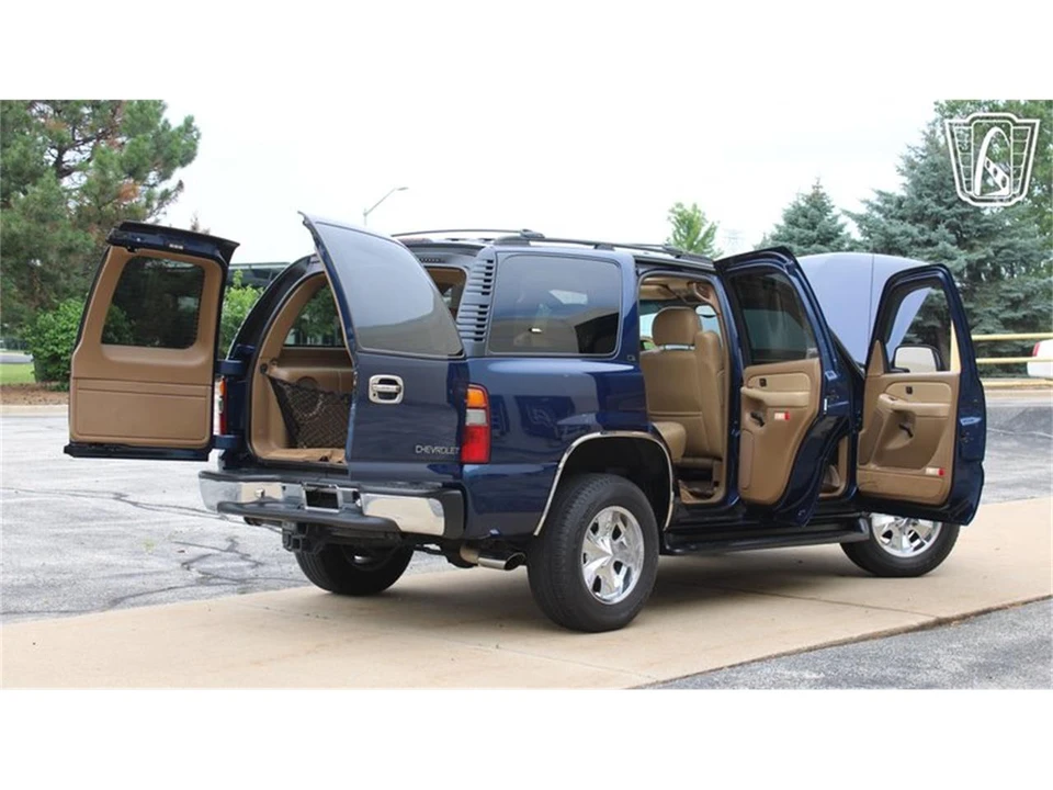 2000 Chevrolet Tahoe 2nd Gen - Image 5 of 31