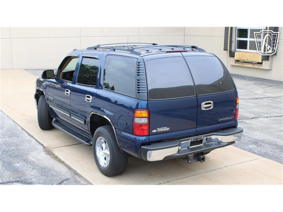 2000 Chevrolet Tahoe 2nd Gen - Image 2 of 31