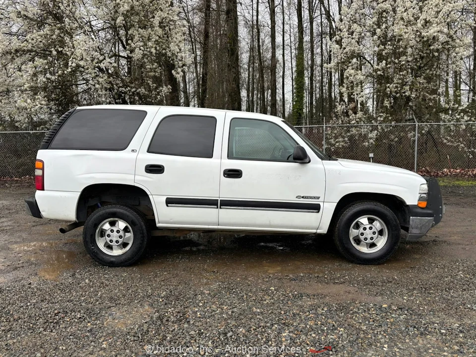 2000 Chevrolet Tahoe 2nd Gen - Image 6 of 12