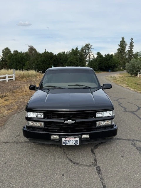2000 Chevrolet Tahoe 1st Gen - Image 4 of 21