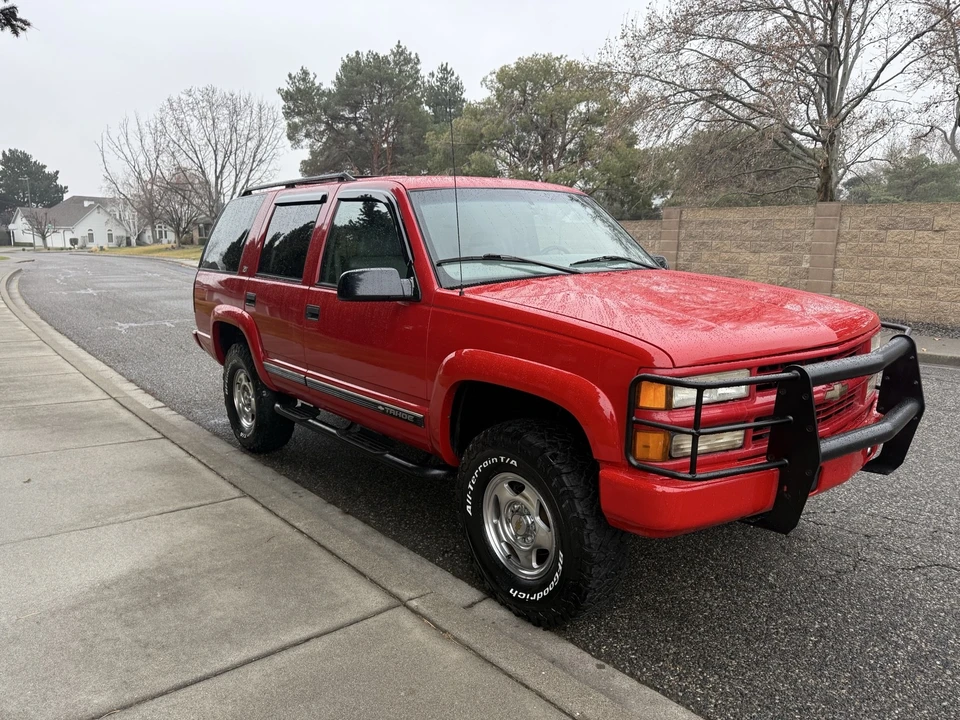 2000 Chevrolet Tahoe 1st Gen - Image 8 of 21