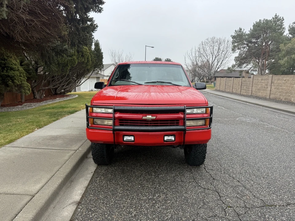 2000 Chevrolet Tahoe 1st Gen - Image 9 of 21