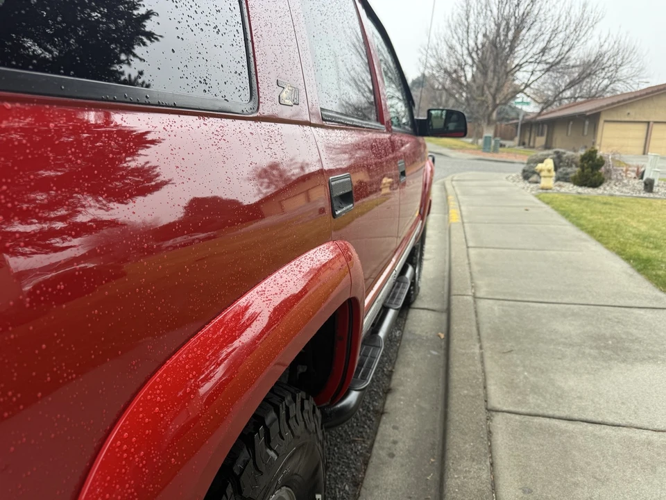 2000 Chevrolet Tahoe 1st Gen - Image 18 of 21