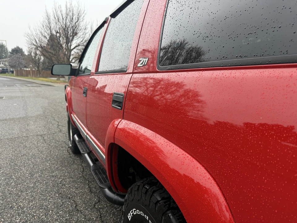 2000 Chevrolet Tahoe 1st Gen - Image 16 of 21