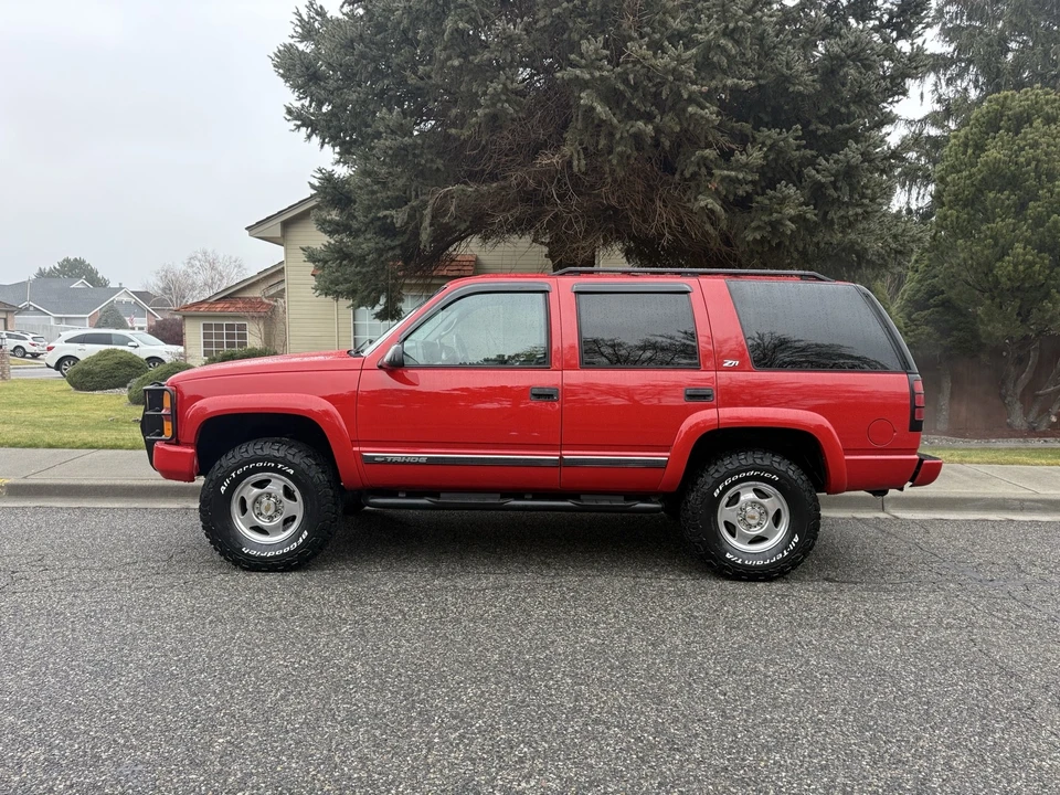 2000 Chevrolet Tahoe 1st Gen - Image 2 of 21