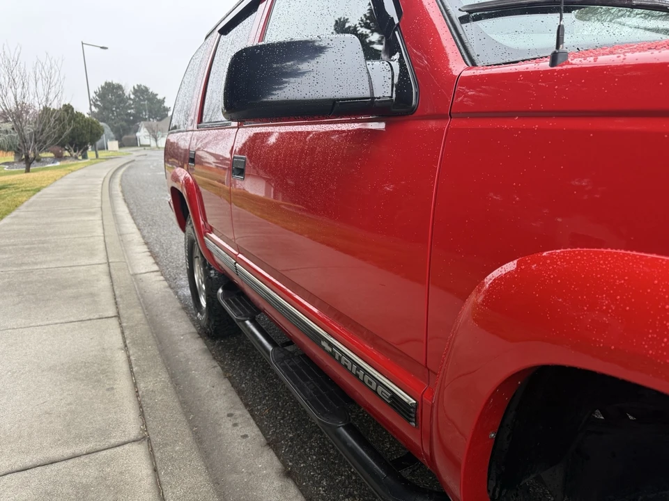 2000 Chevrolet Tahoe 1st Gen - Image 17 of 21