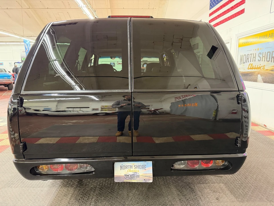 2000 Chevrolet Tahoe - Image 11 of 21
