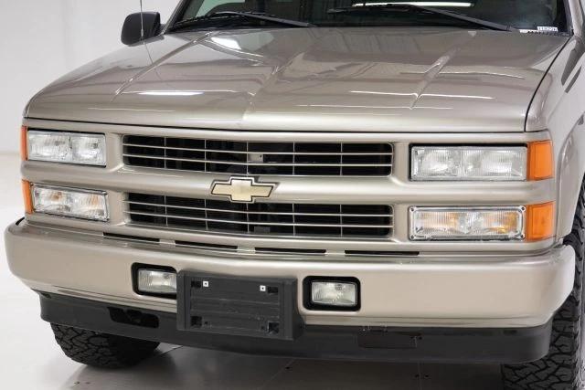 2000 Chevrolet Tahoe 2nd Gen - Image 11 of 21