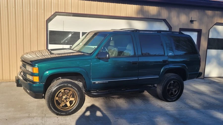 2000 Chevrolet Tahoe 1st Gen - Image 13 of 13
