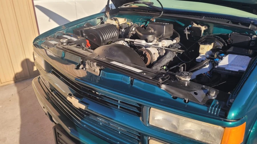 2000 Chevrolet Tahoe 1st Gen - Image 6 of 13