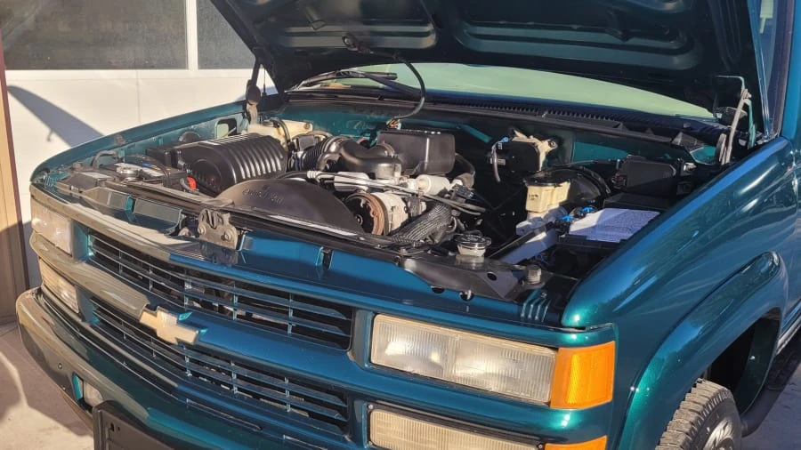 2000 Chevrolet Tahoe 1st Gen - Image 6 of 12