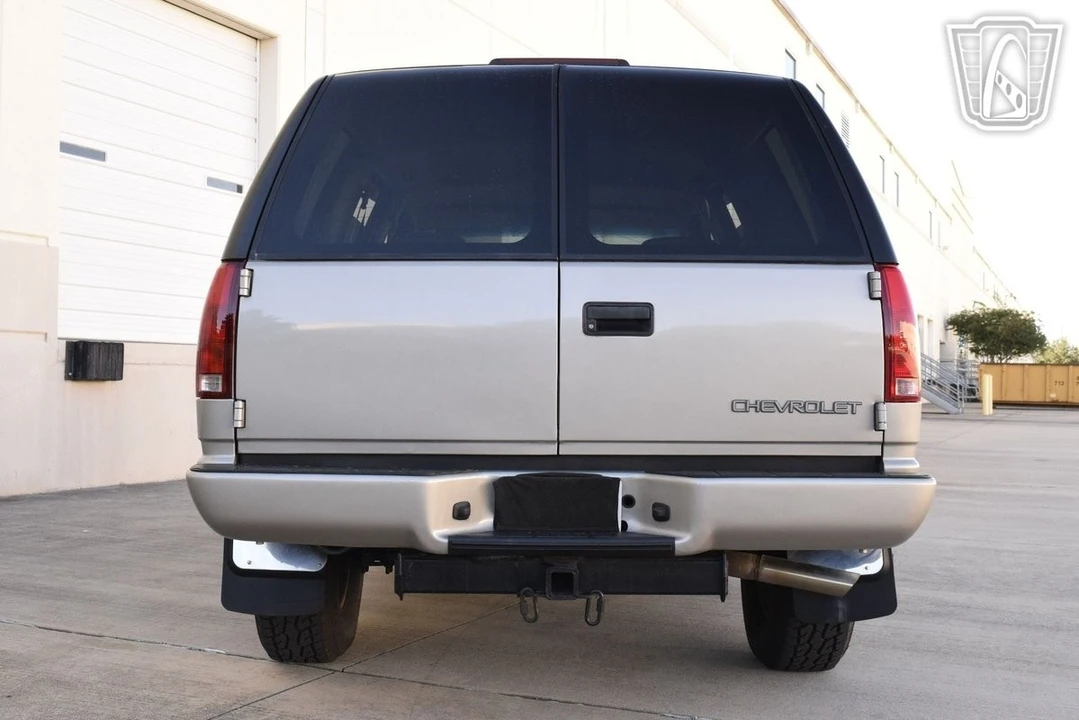 2000 Chevrolet Tahoe 2nd Gen - Image 13 of 21