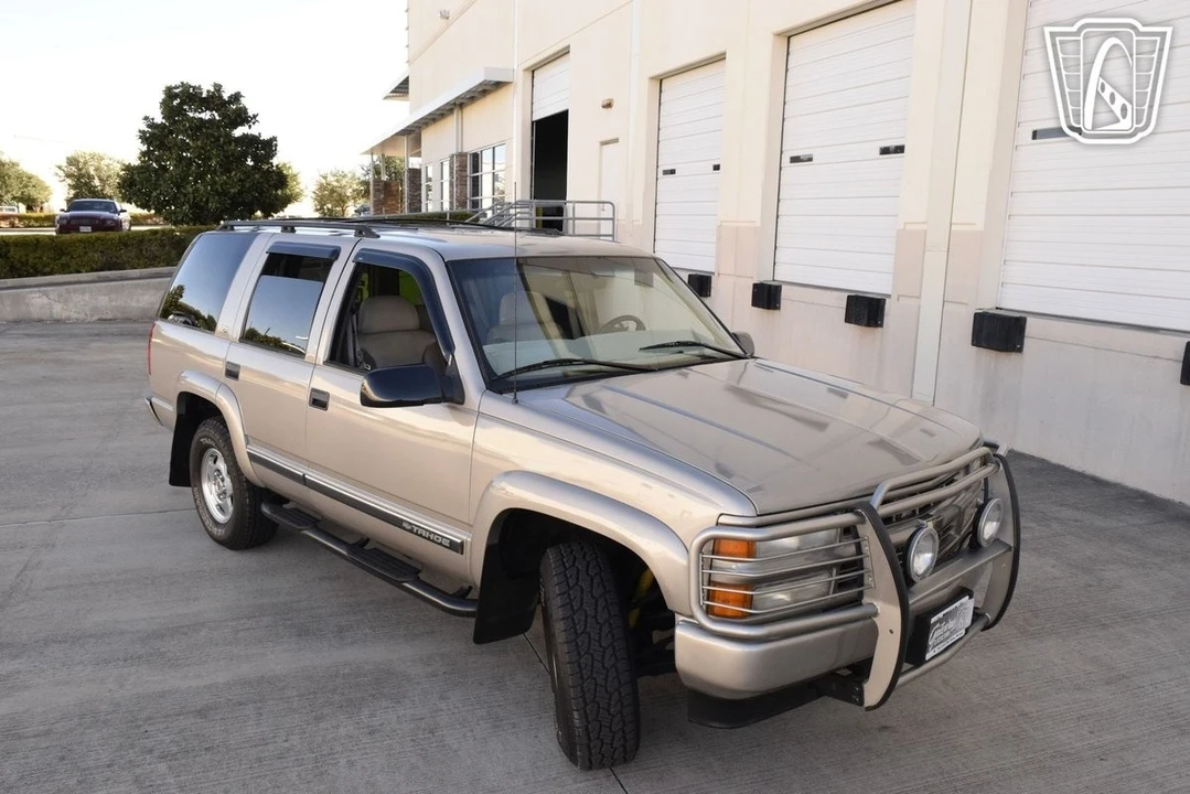 2000 Chevrolet Tahoe 2nd Gen - Image 20 of 21