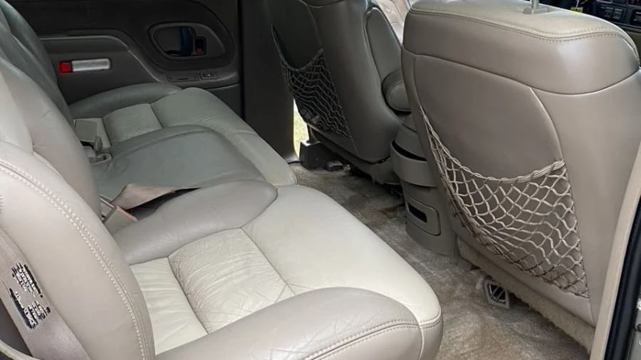 2000 Chevrolet Tahoe 1st Gen - Image 10 of 19