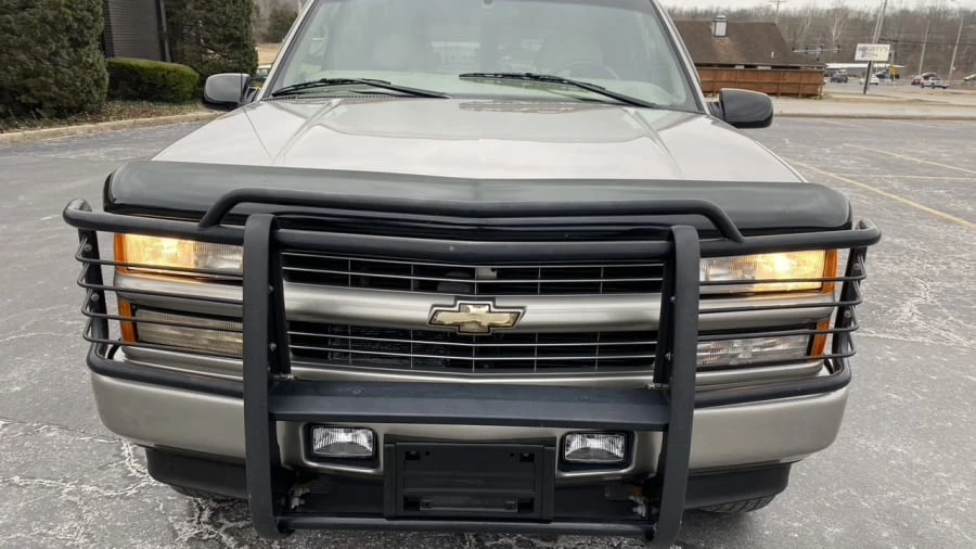 2000 Chevrolet Tahoe 1st Gen - Image 13 of 19