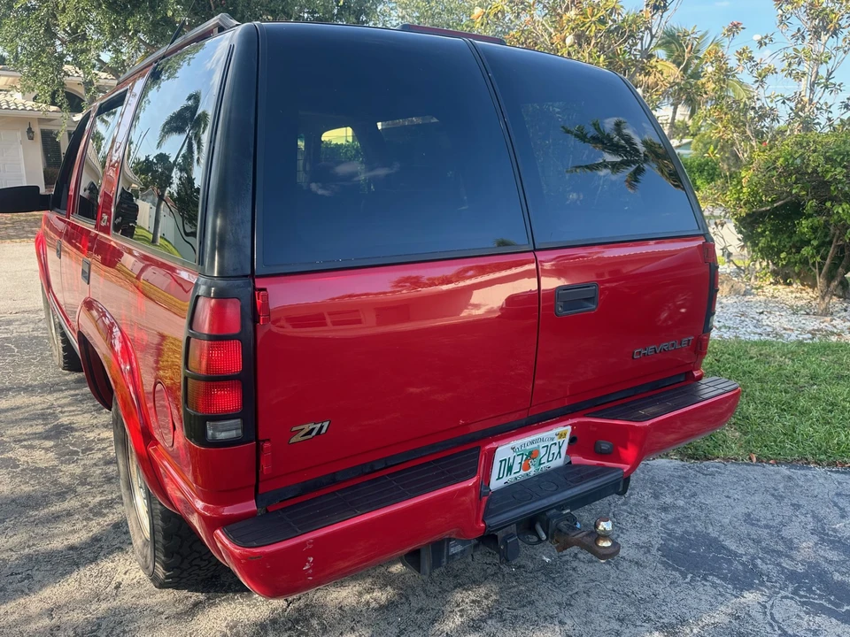 2000 Chevrolet Tahoe 1st Gen - Image 12 of 31