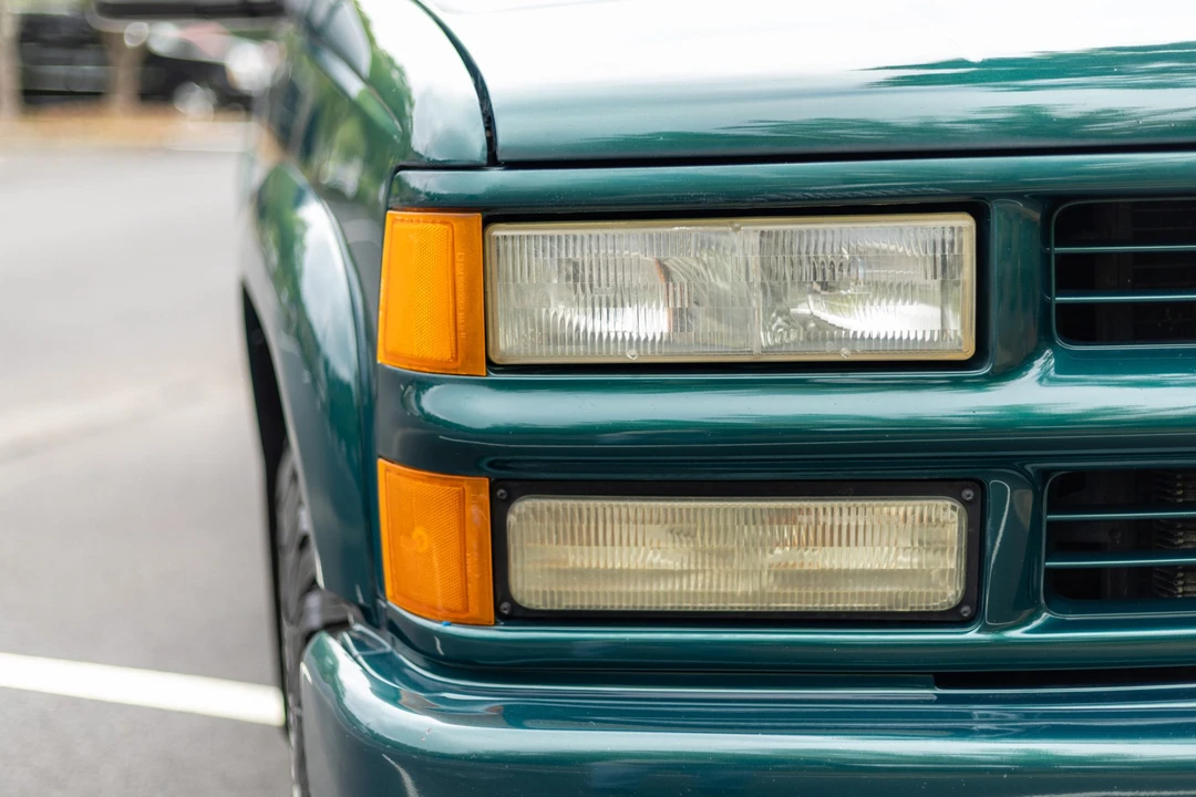 2000 Chevrolet Tahoe 1st Gen - Image 14 of 31