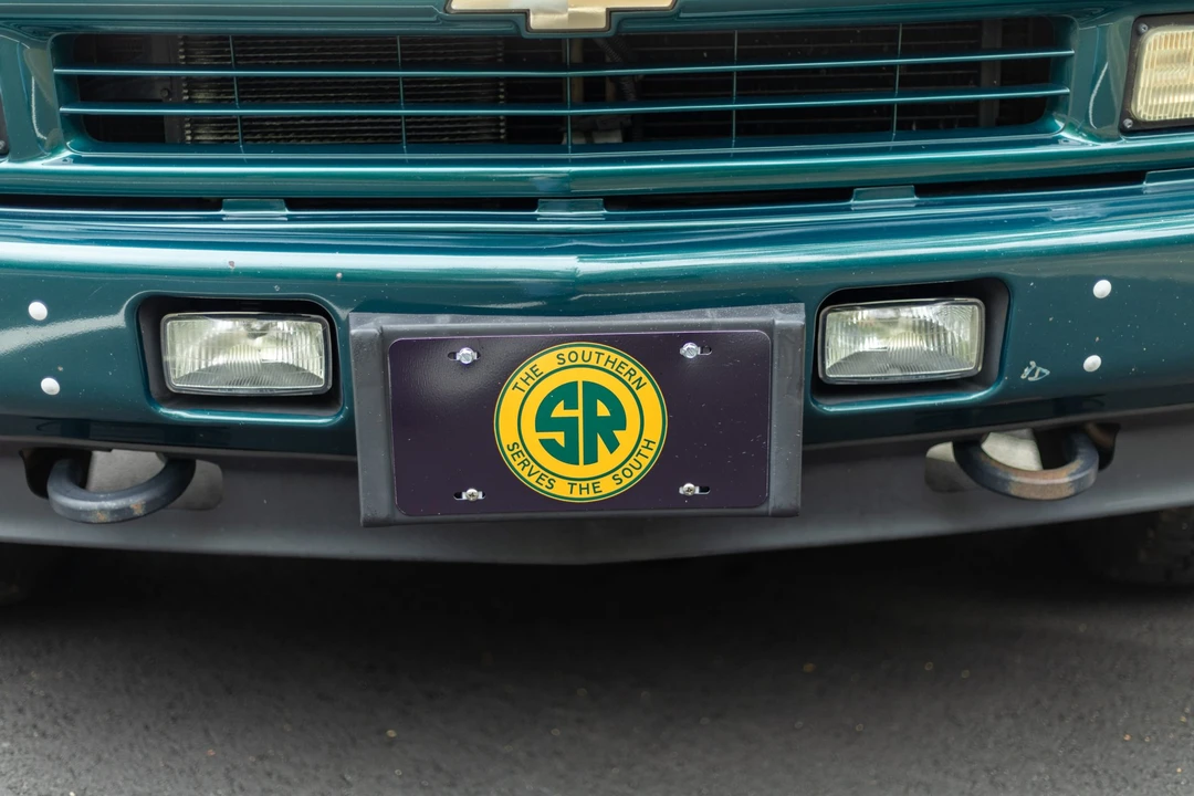 2000 Chevrolet Tahoe 1st Gen - Image 17 of 31