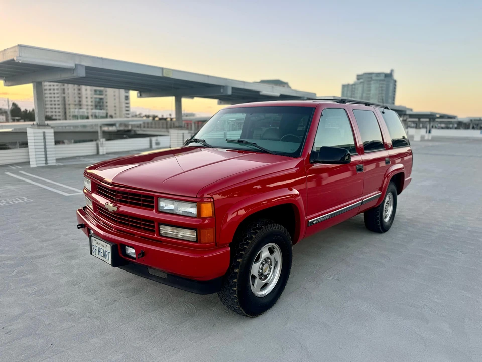 2000 Chevrolet Tahoe 2nd Gen - Image 10 of 31