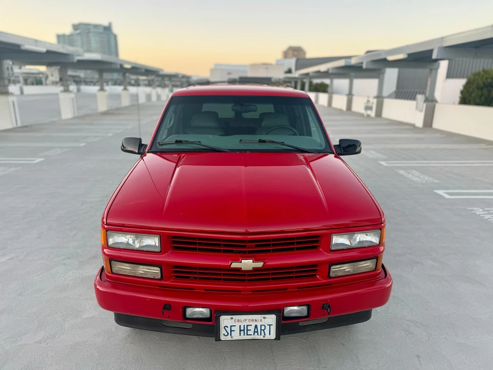 2000 Chevrolet Tahoe 2nd Gen - Image 6 of 31