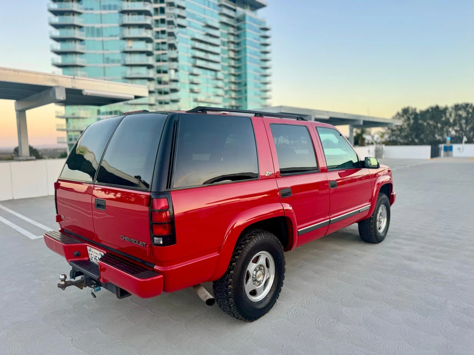 2000 Chevrolet Tahoe 2nd Gen - Image 12 of 31