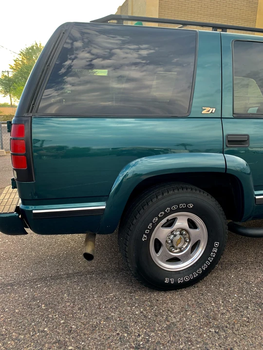 2000 Chevrolet Tahoe 1st Gen - Image 21 of 31