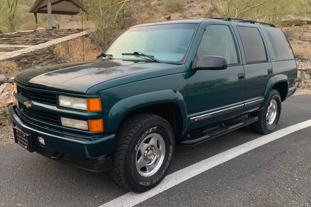2000 Chevrolet Tahoe 1st Gen - Image 8 of 31
