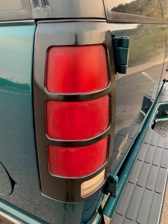2000 Chevrolet Tahoe 1st Gen - Image 17 of 31