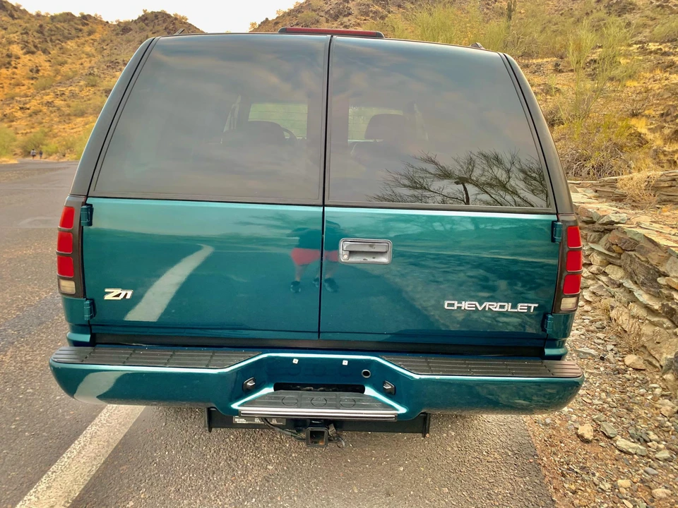 2000 Chevrolet Tahoe 1st Gen - Image 5 of 31