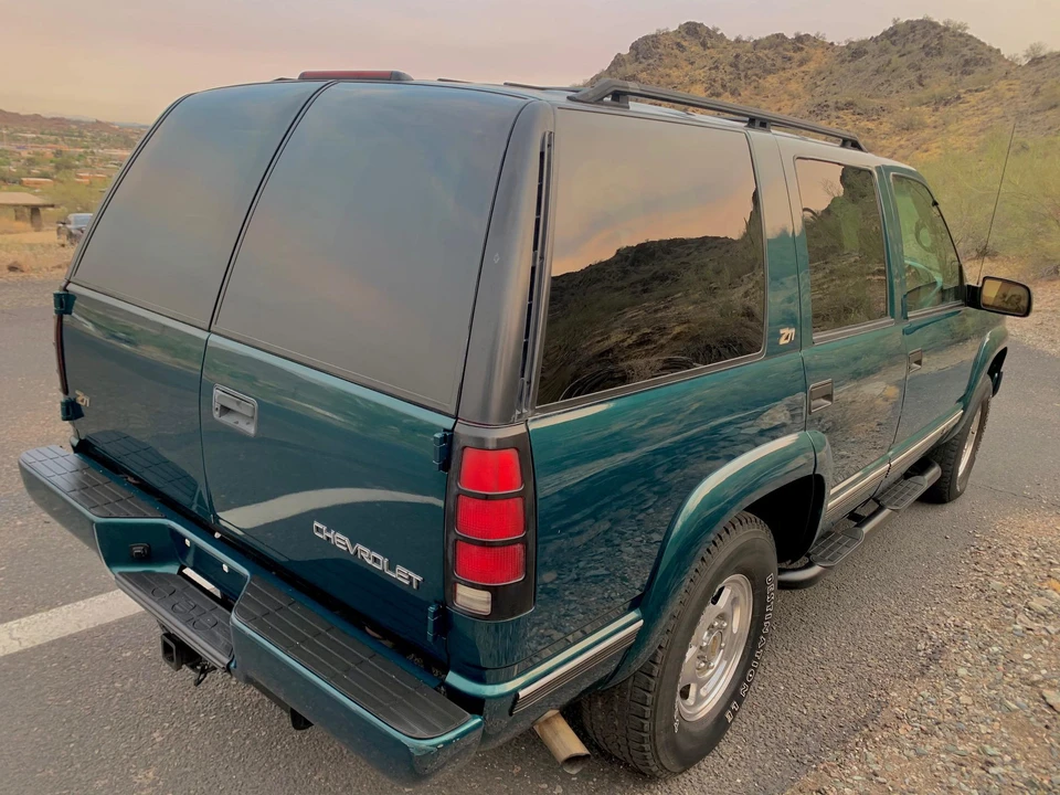 2000 Chevrolet Tahoe 1st Gen - Image 4 of 31