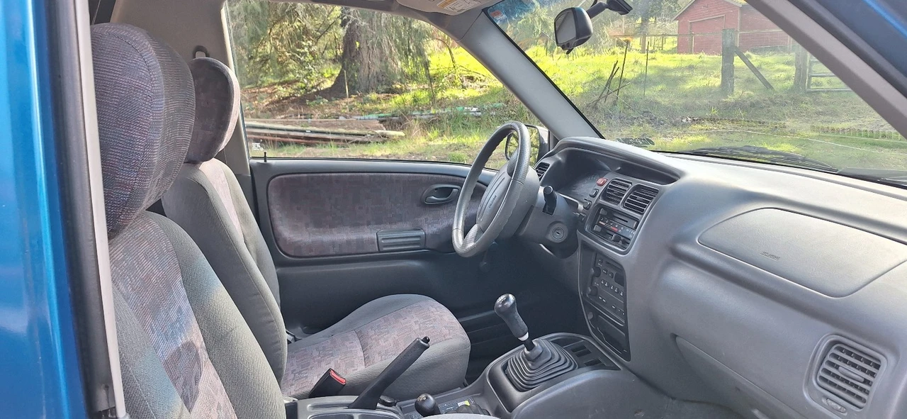 2000 Chevrolet Tracker - Image 5 of 7