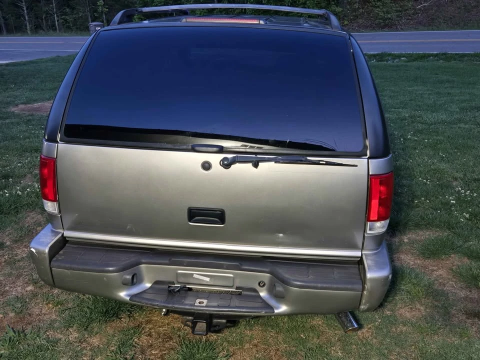2000 Chevrolet Blazer - Image 4 of 9