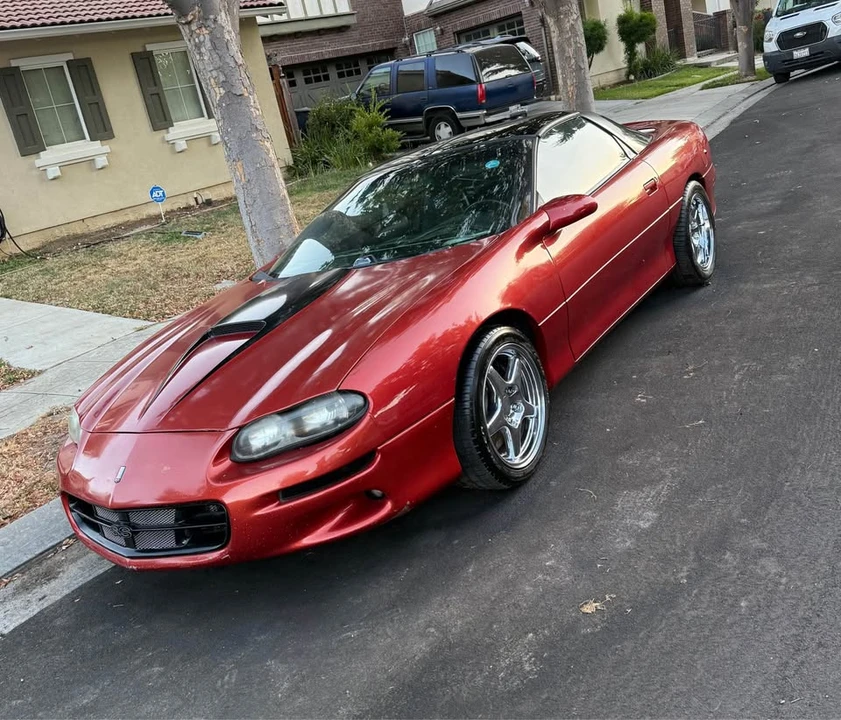 2000 Chevrolet Camaro 4th Gen - Image 2 of 7