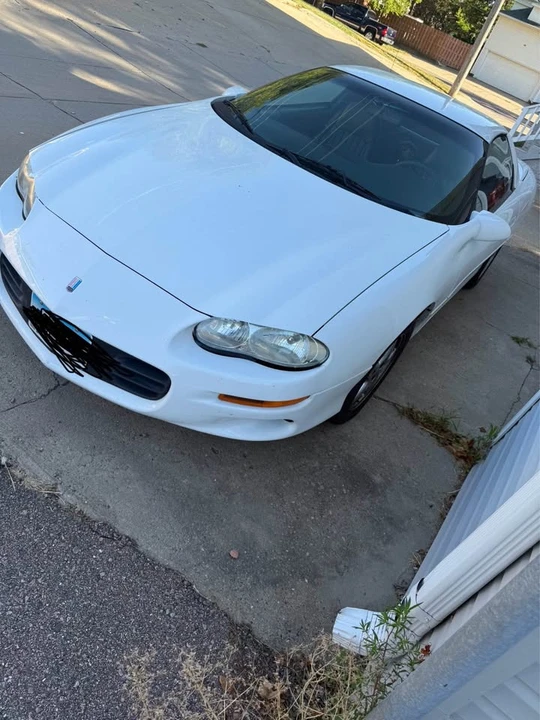 2000 Chevrolet Camaro 4th Gen - Image 2 of 9