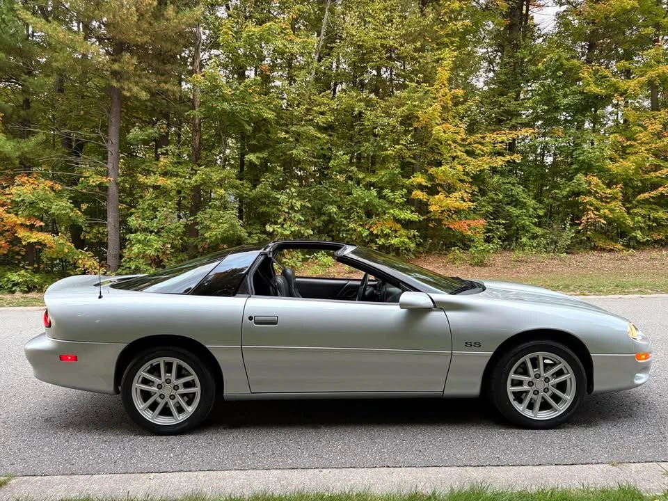 2000 Chevrolet Camaro 4th Gen - Image 4 of 11