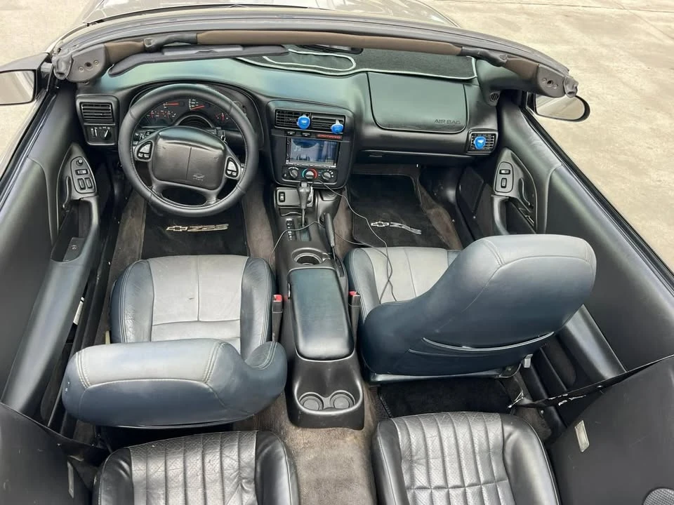 2000 Chevrolet Camaro 4th Gen - Image 3 of 8