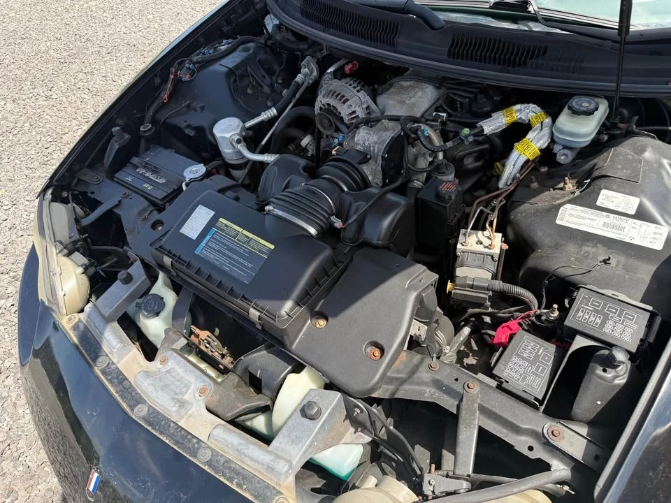 2000 Chevrolet Camaro 4th Gen - Image 11 of 13