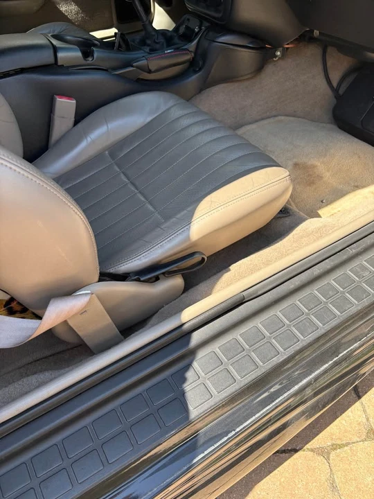 2000 Chevrolet Camaro 4th Gen - Image 11 of 17