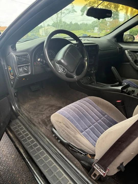 2000 Chevrolet Camaro 4th Gen - Image 4 of 7